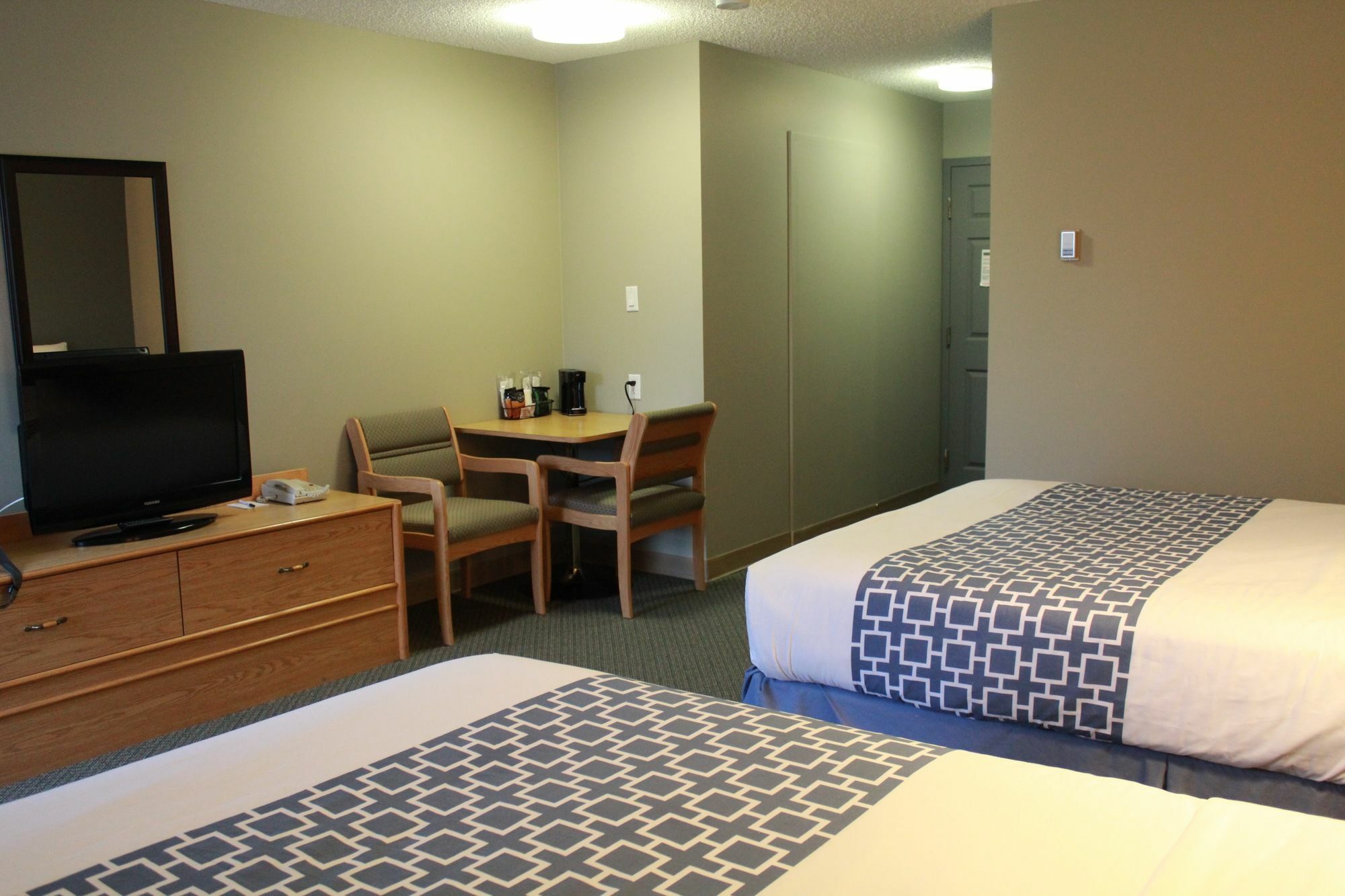 Travelodge By Wyndham Edmonton Airport Leduc