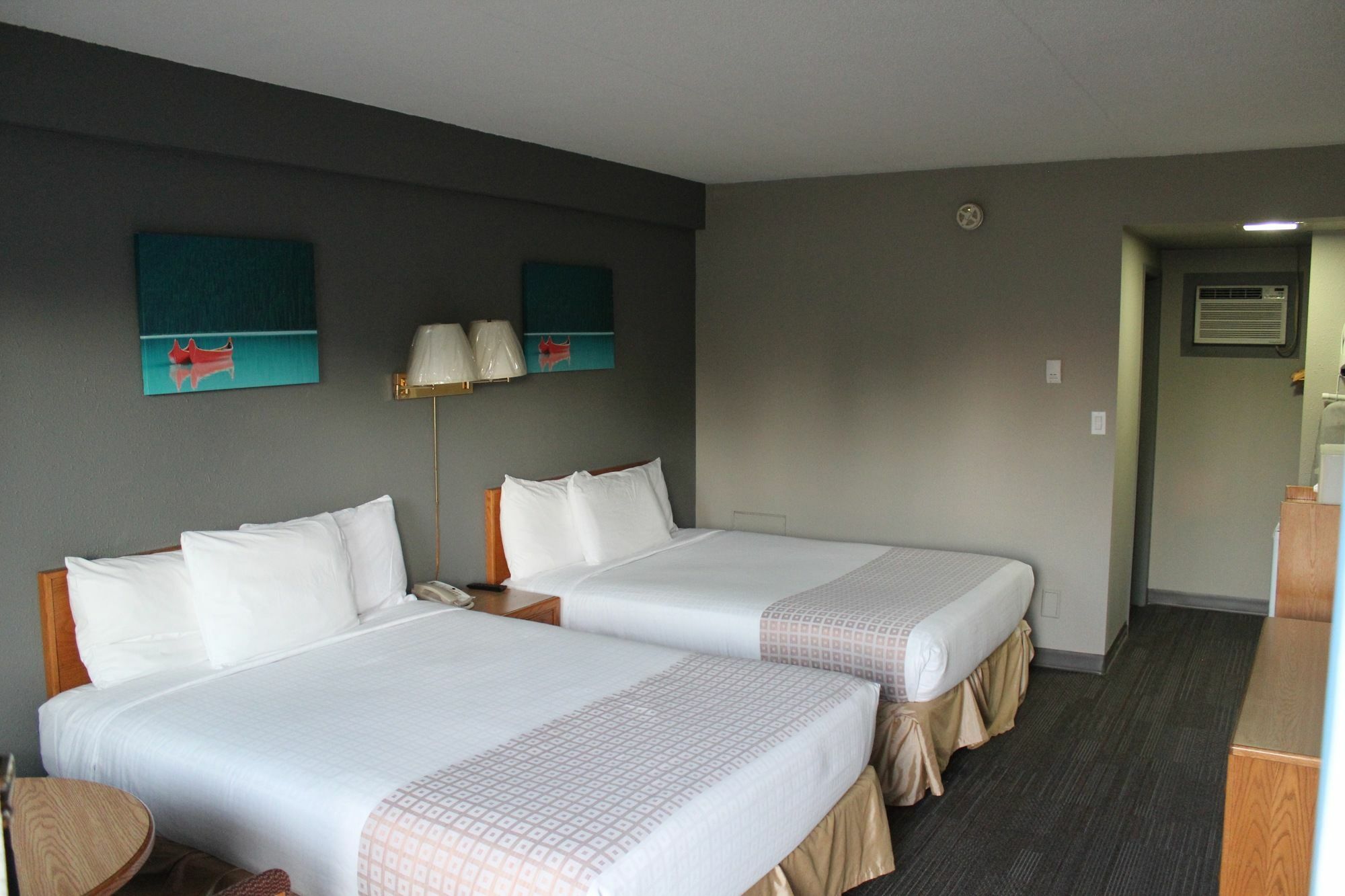 Travelodge By Wyndham Edmonton Airport Hotel Leduc
